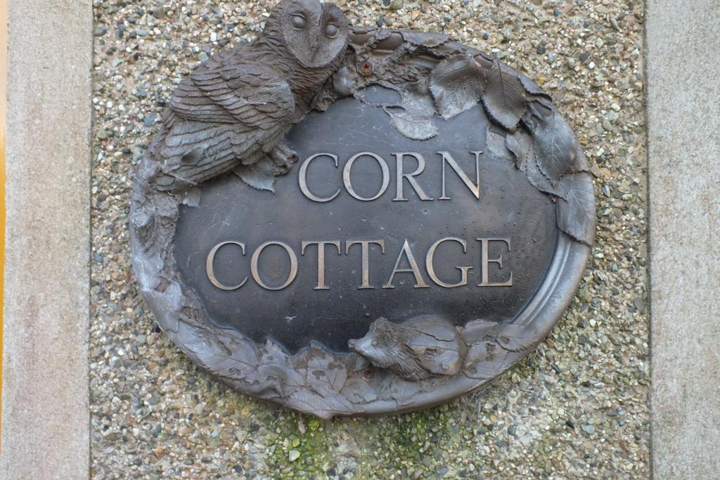 Barnwell Farm Cottages Corn Cottage Greyabbey Room photo